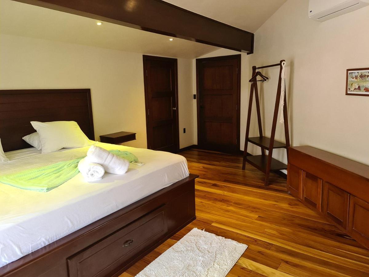 Hona Beach Hotel Dominical Buitenkant foto