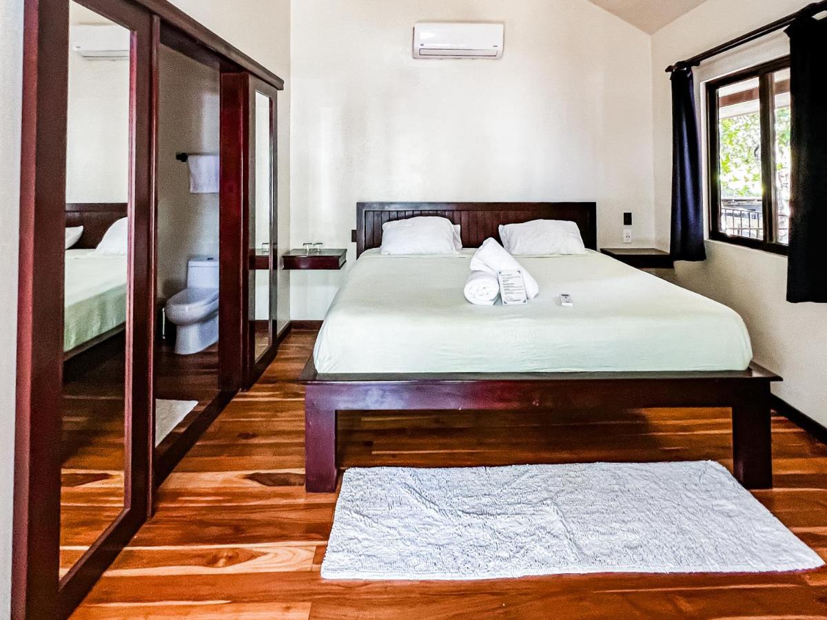 Hona Beach Hotel Dominical Buitenkant foto