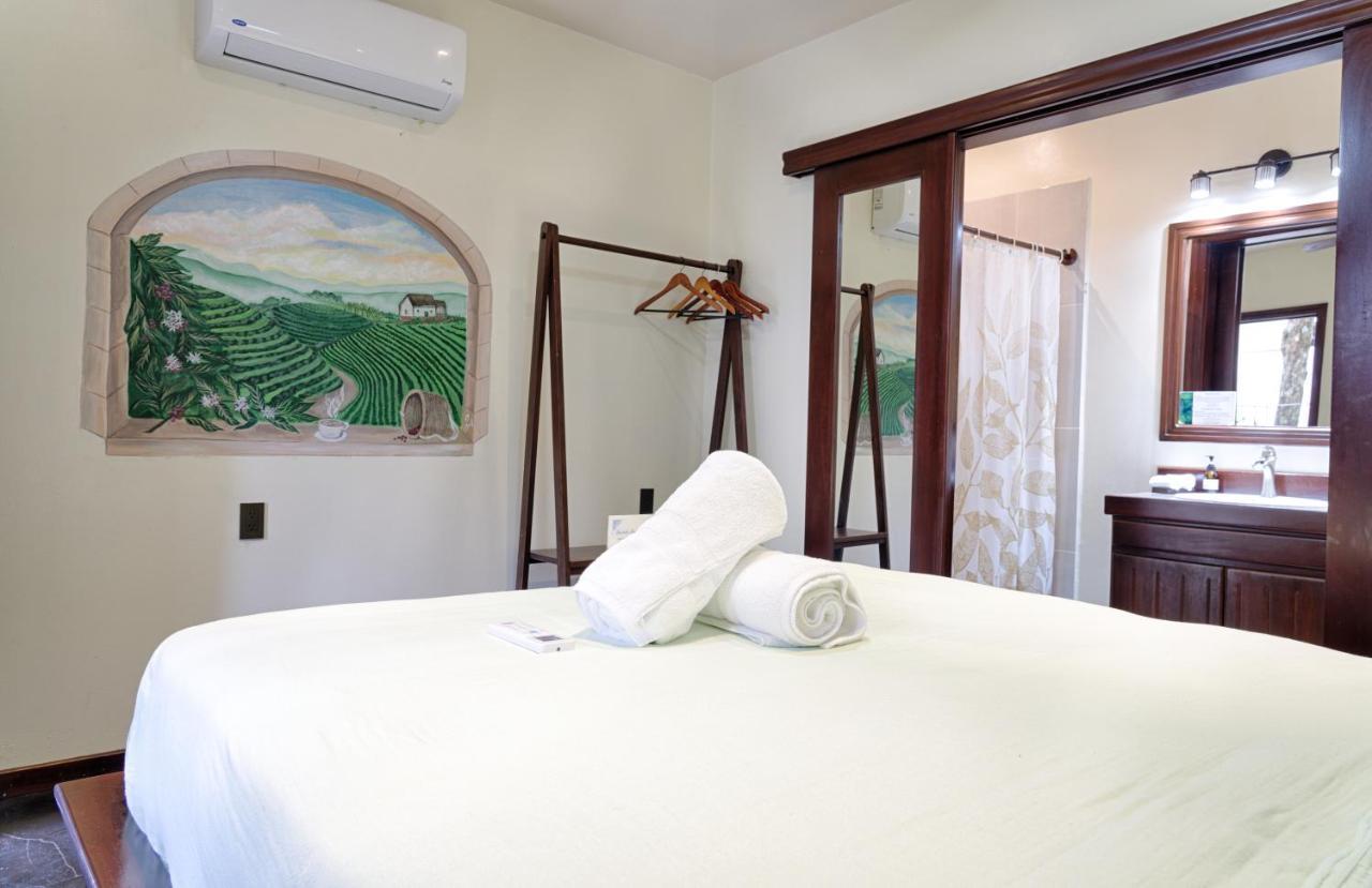 Hona Beach Hotel Dominical Buitenkant foto