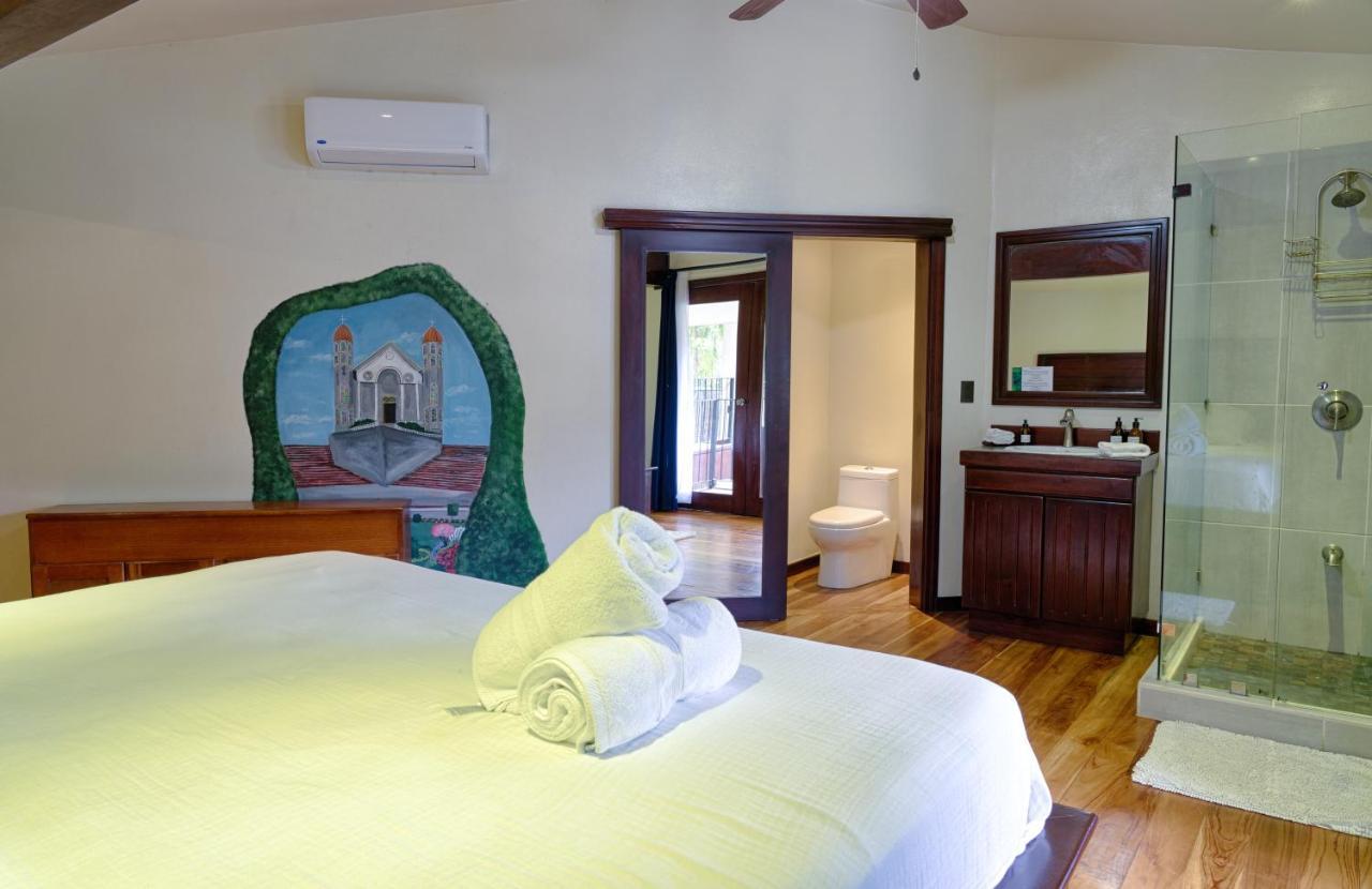 Hona Beach Hotel Dominical Buitenkant foto