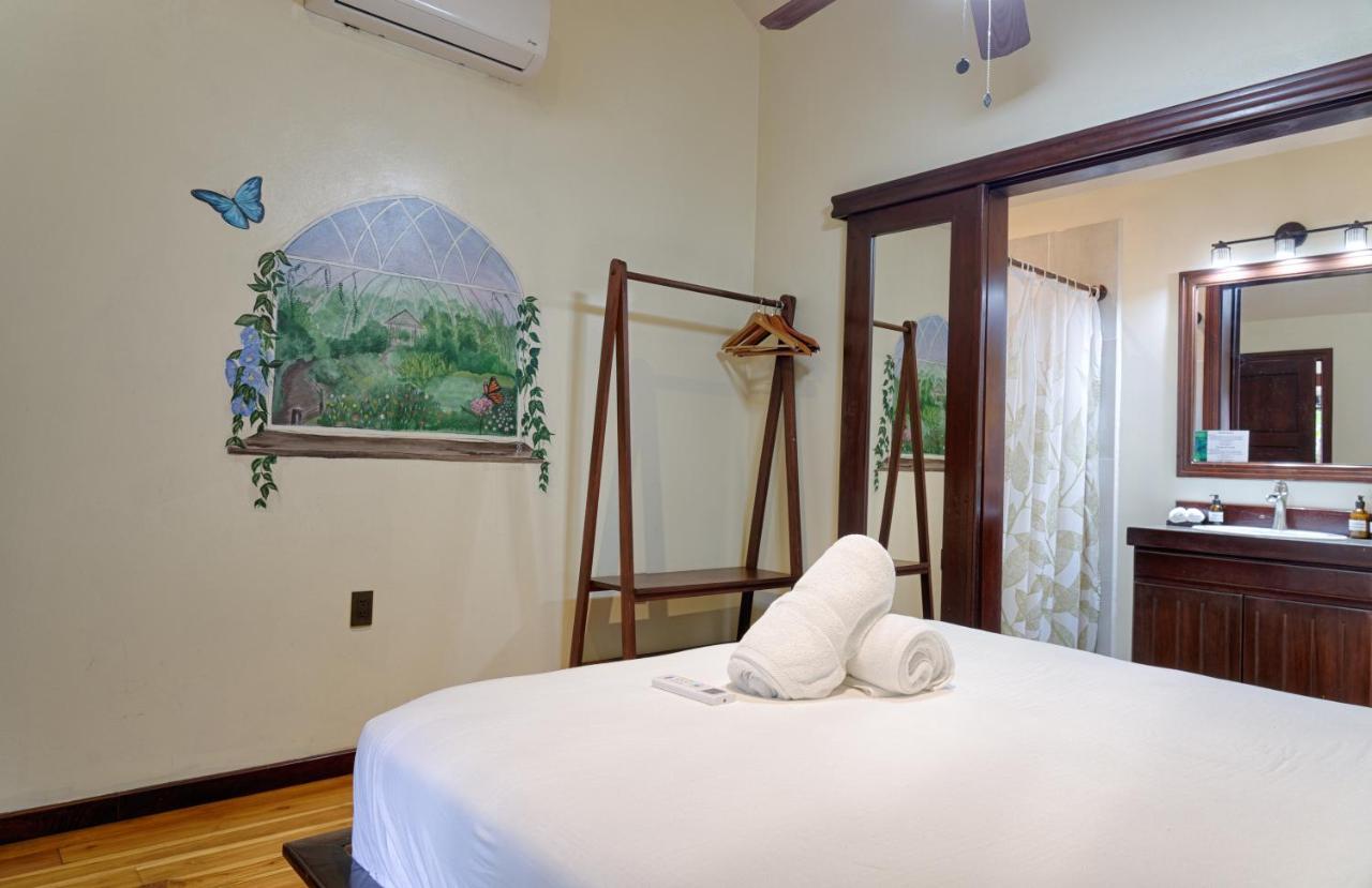 Hona Beach Hotel Dominical Buitenkant foto