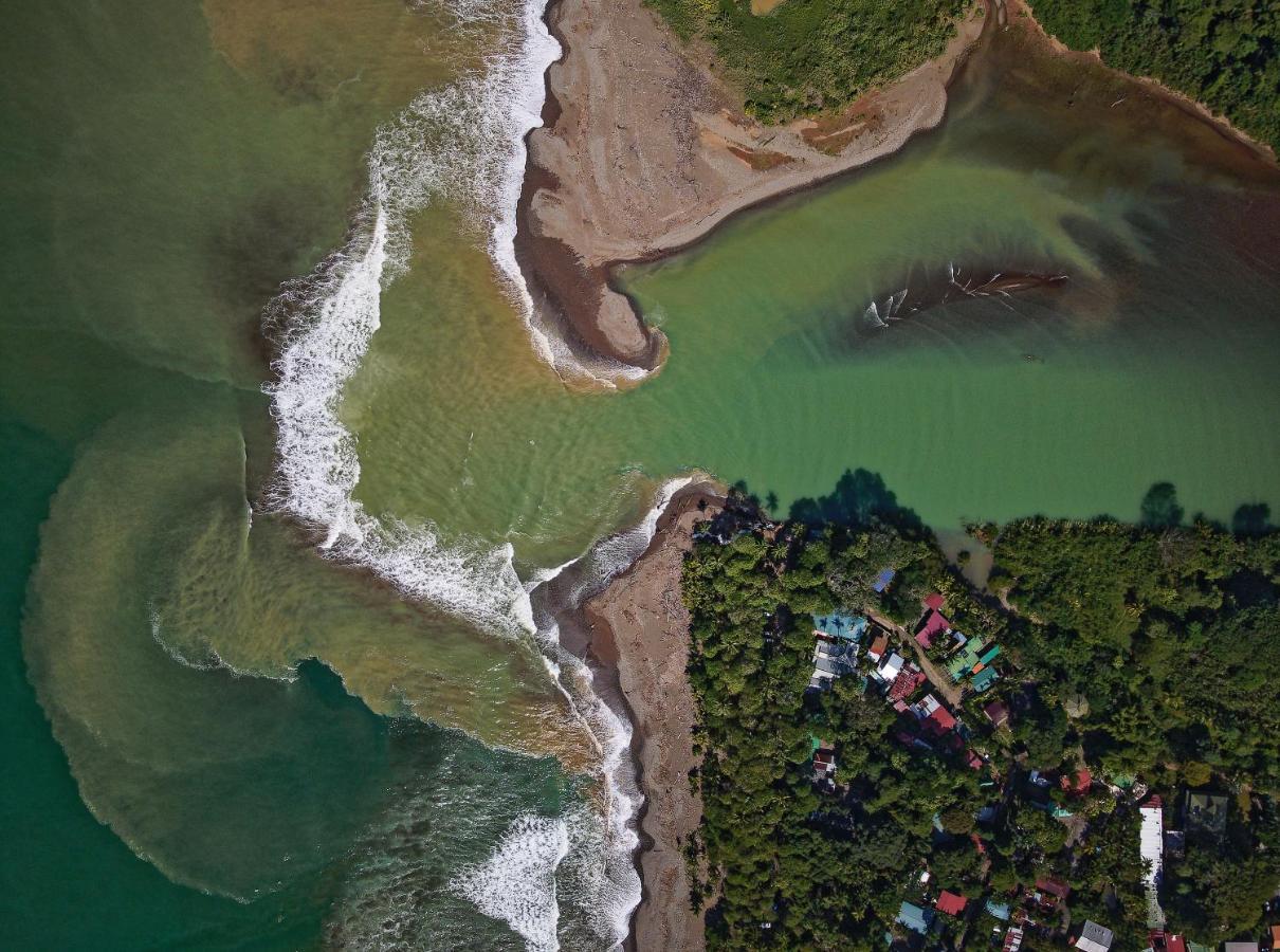 Hona Beach Hotel Dominical Buitenkant foto