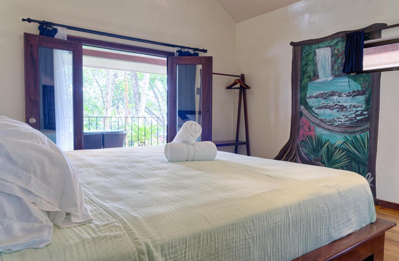 Hona Beach Hotel Dominical Buitenkant foto
