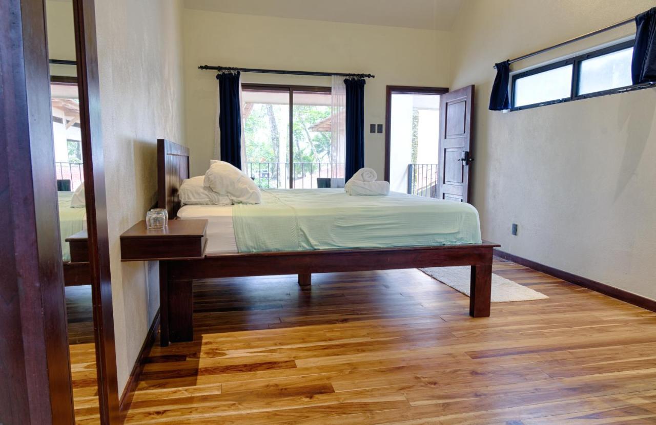 Hona Beach Hotel Dominical Buitenkant foto